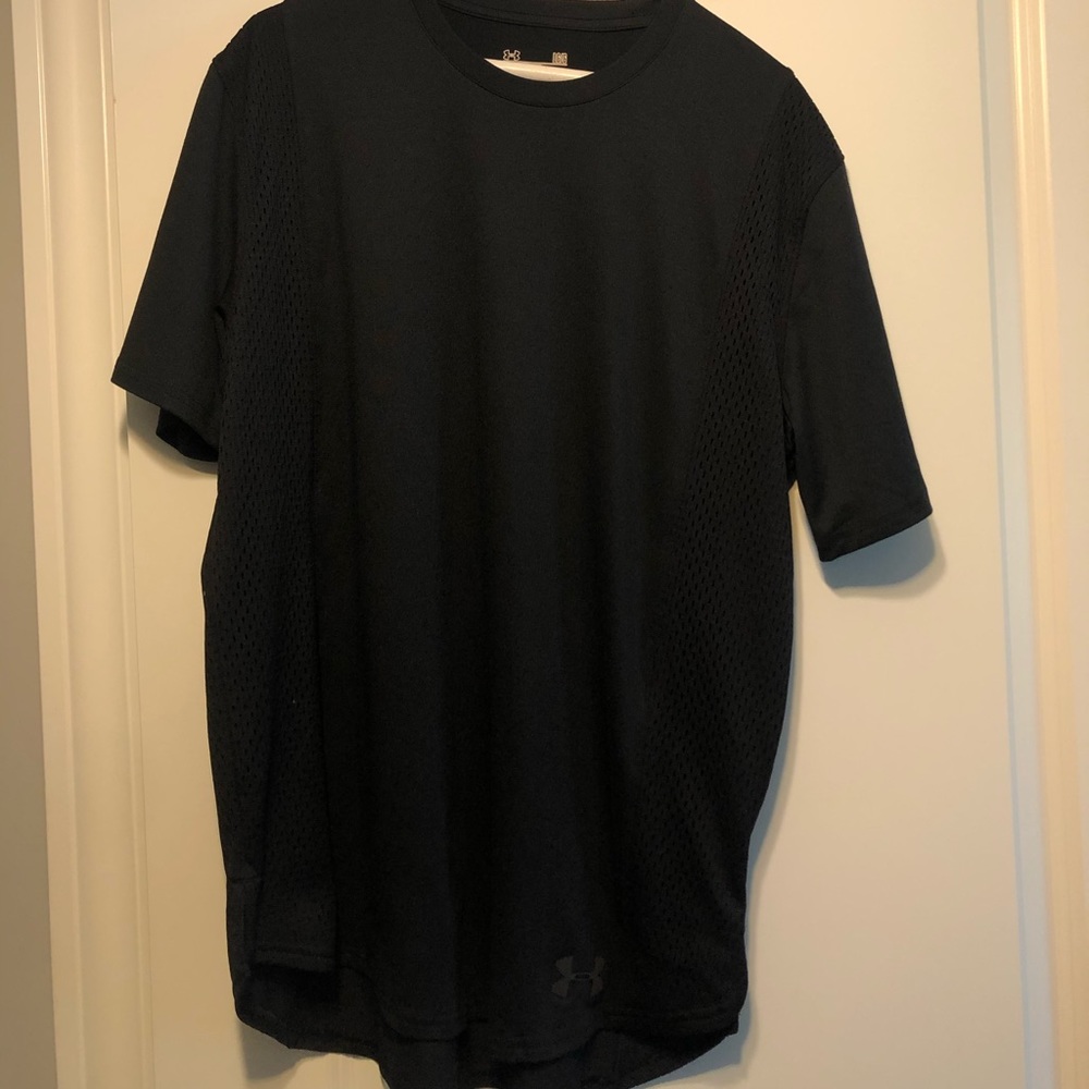 NWT Under Armour Athletic Shirt